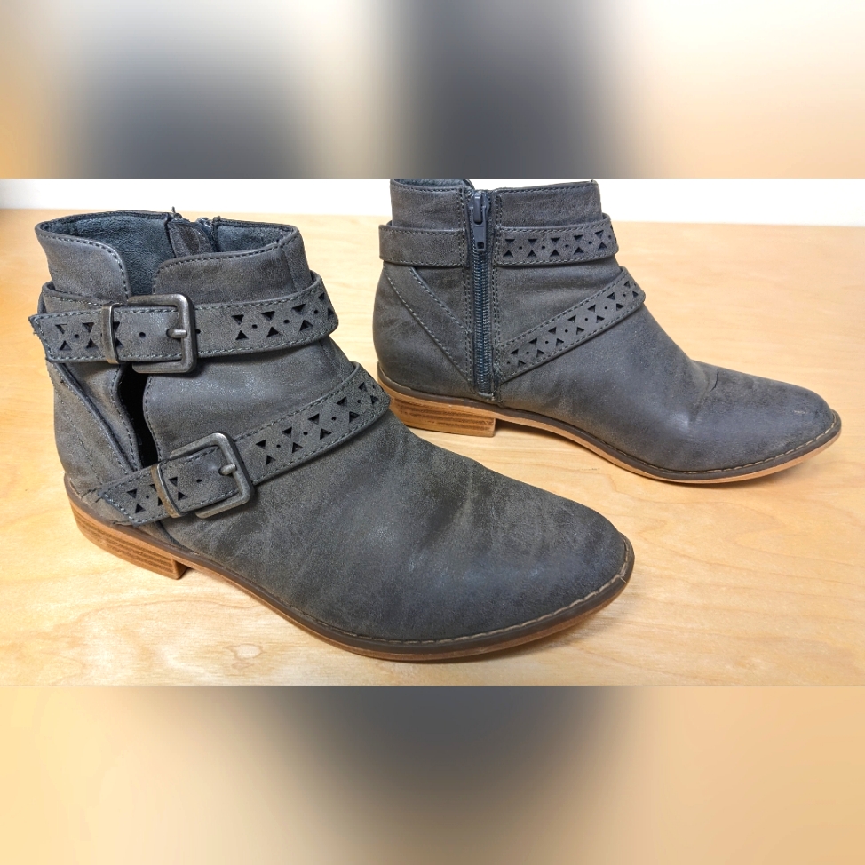 Rocket Dog, Women's Grey Leather Boots, Size 8,